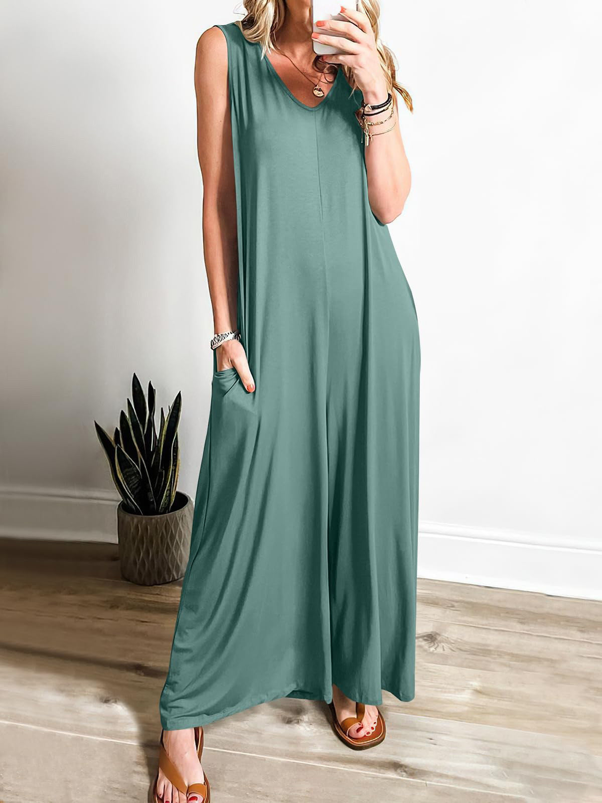 Women's Summer Casual Jumpsuit - Lightweight Pocket Romper