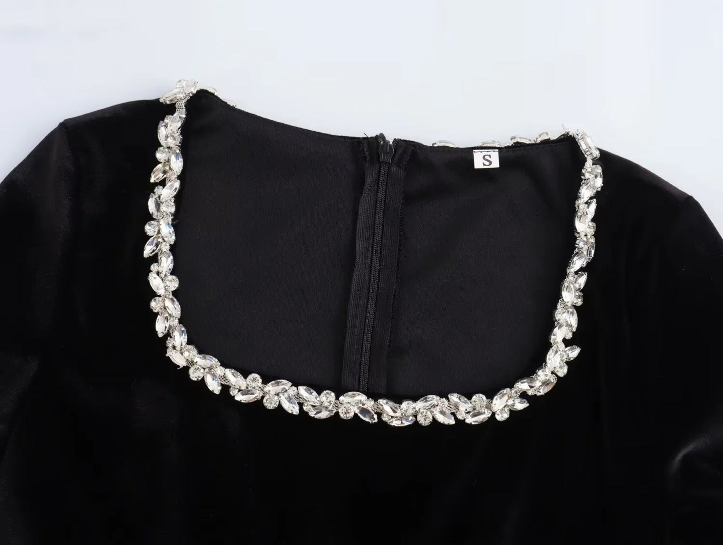 Elegant Velvet Fitted Diamond-Embellished Long-Sleeve Short Hemline Dress