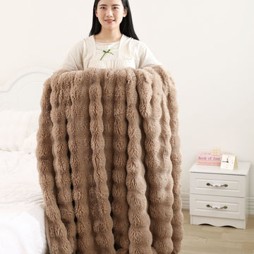 Soft & Thick Fleece Throw Blanket