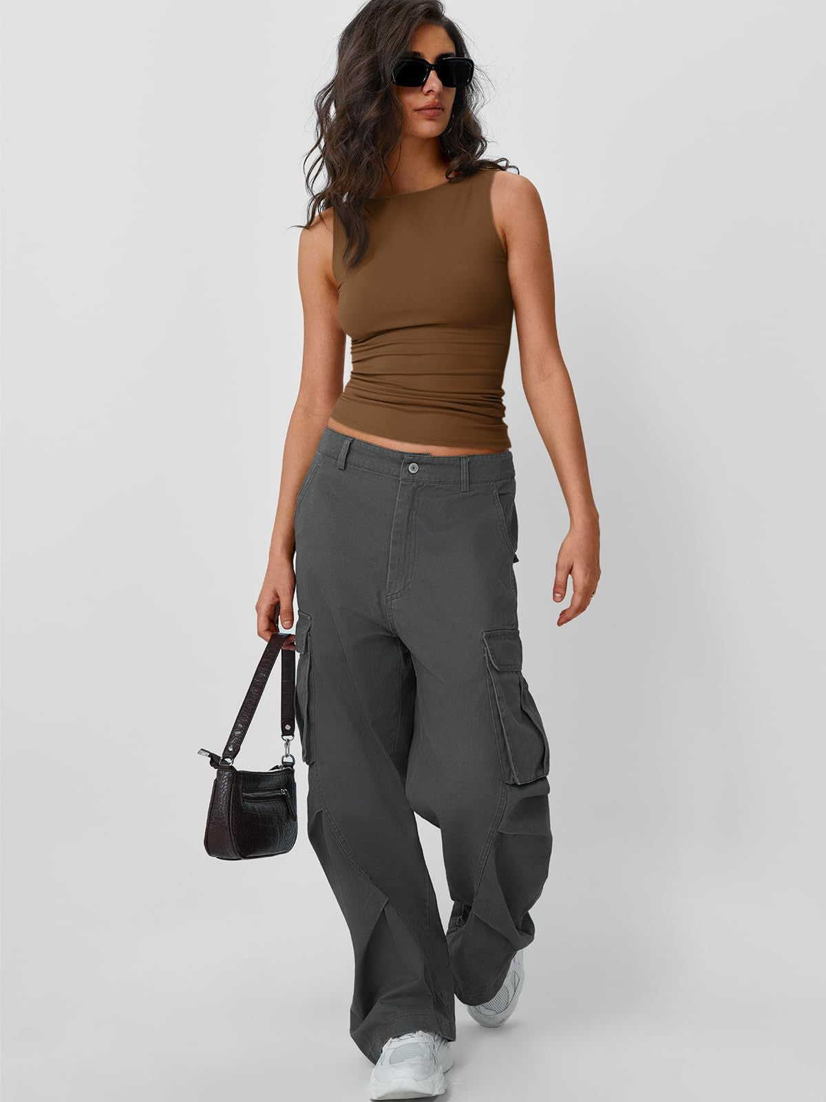 Sleeveless Crop Top – Sexy Fitted Tank for Women