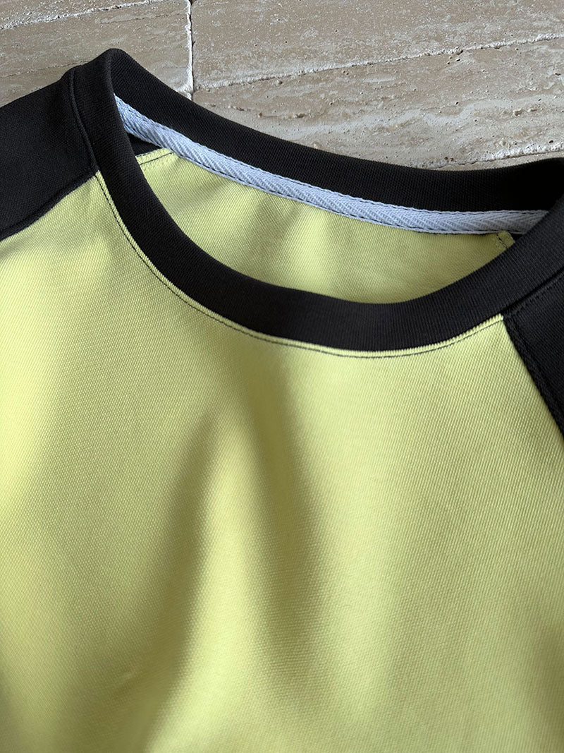 Retro Color-Block Long Sleeve T-Shirt – Oversized Graphic Sweatshirt for Women