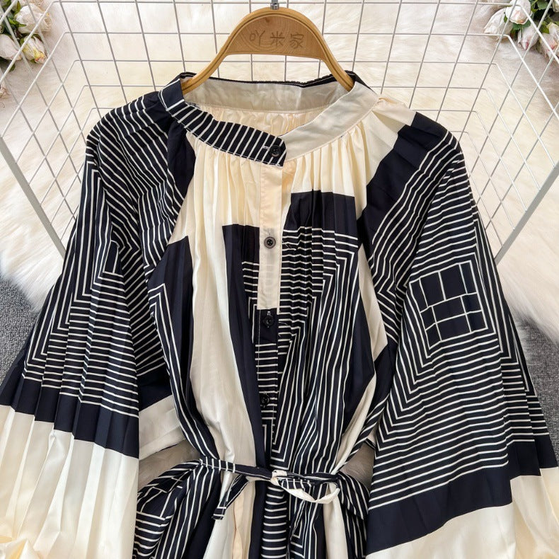 Retro Palace Style Lantern Sleeve Round Neck A-Line Floral Print Button-Down Waist Dress