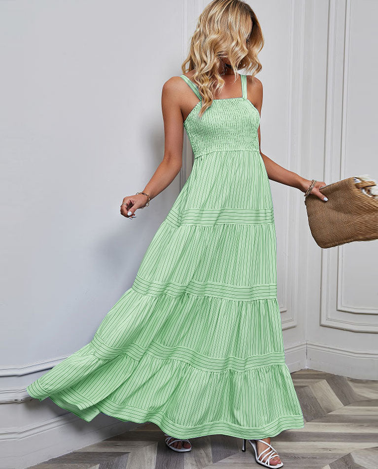 Women's Striped Vacation Dress with Sleeveless Design