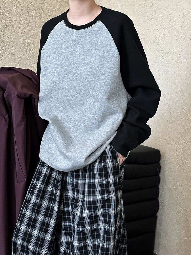 Retro Color-Block Long Sleeve T-Shirt – Oversized Graphic Sweatshirt for Women