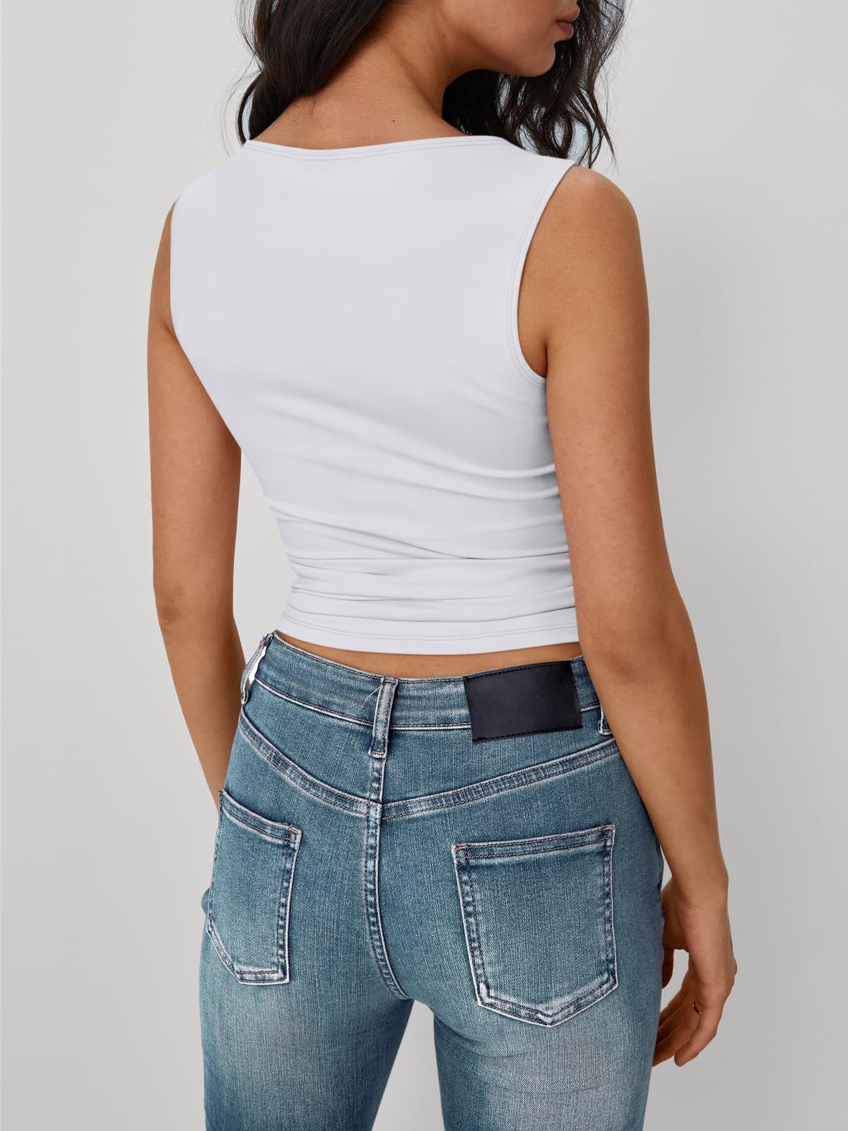 Sleeveless Crop Top – Sexy Fitted Tank for Women