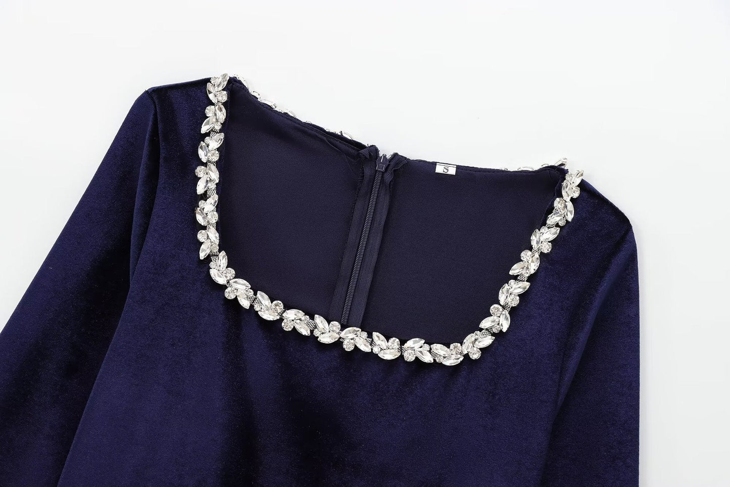 Elegant Velvet Fitted Diamond-Embellished Long-Sleeve Short Hemline Dress