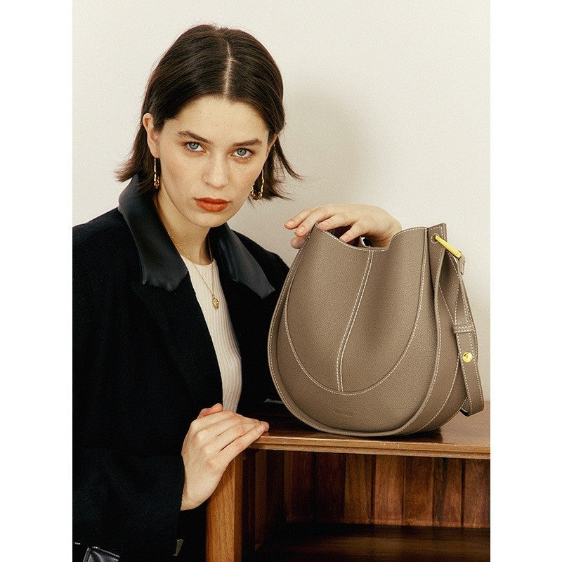 Vintage Leather Shoulder Bag