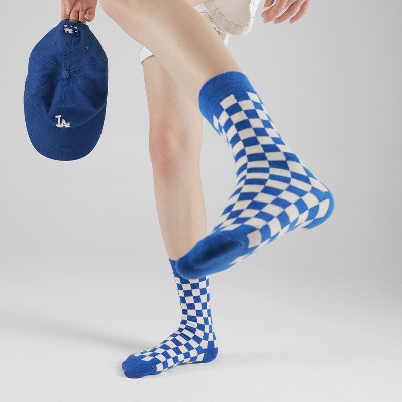 Checkerboard Diamond Pattern Mid-Calf Socks