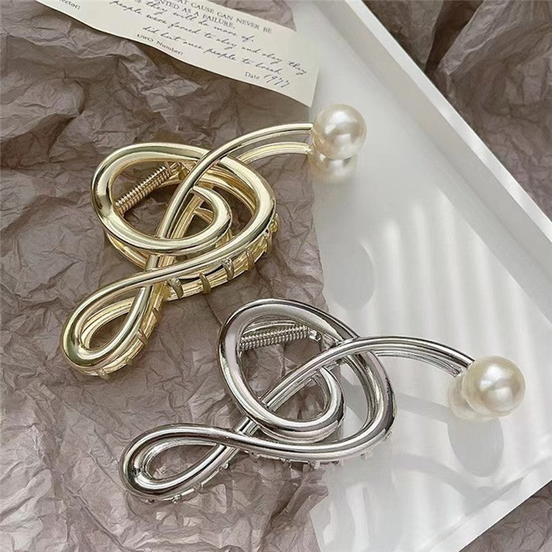 Note Simple Pearl Claw Clip