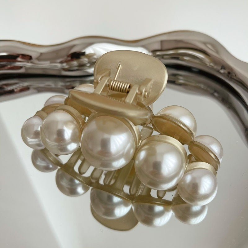 Vintage Metallic Pearl Hair Claw Clip