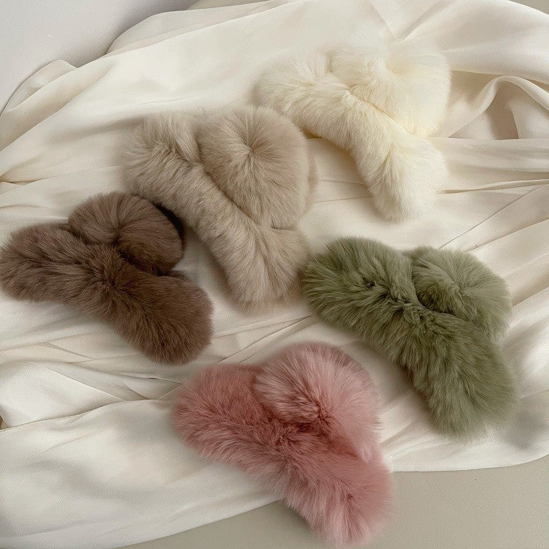 Fashion Solid Furry Hair Claw Clip