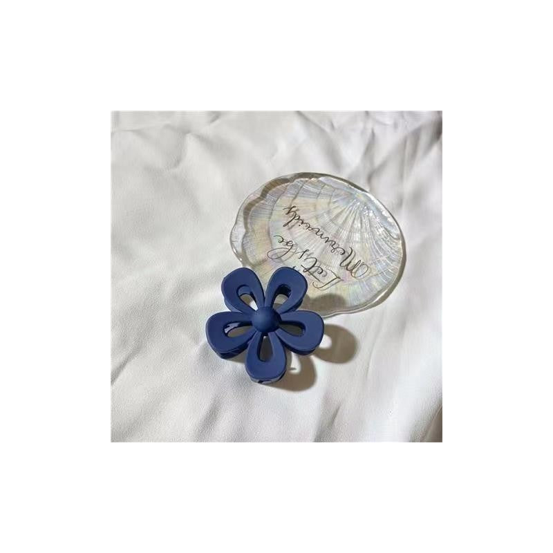 Flower Hollow Solid Color Claw Clip