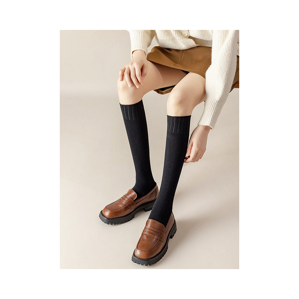 Casual Breathable Solid Color Mid-Calf Socks
