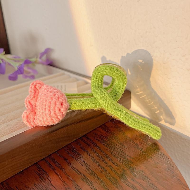 Knitted Tulip Hair Claw Clip