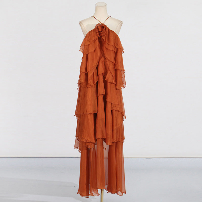 Elegant High-Society Style Dress – Off-Shoulder Backless Maxi Dress with Layered Hem