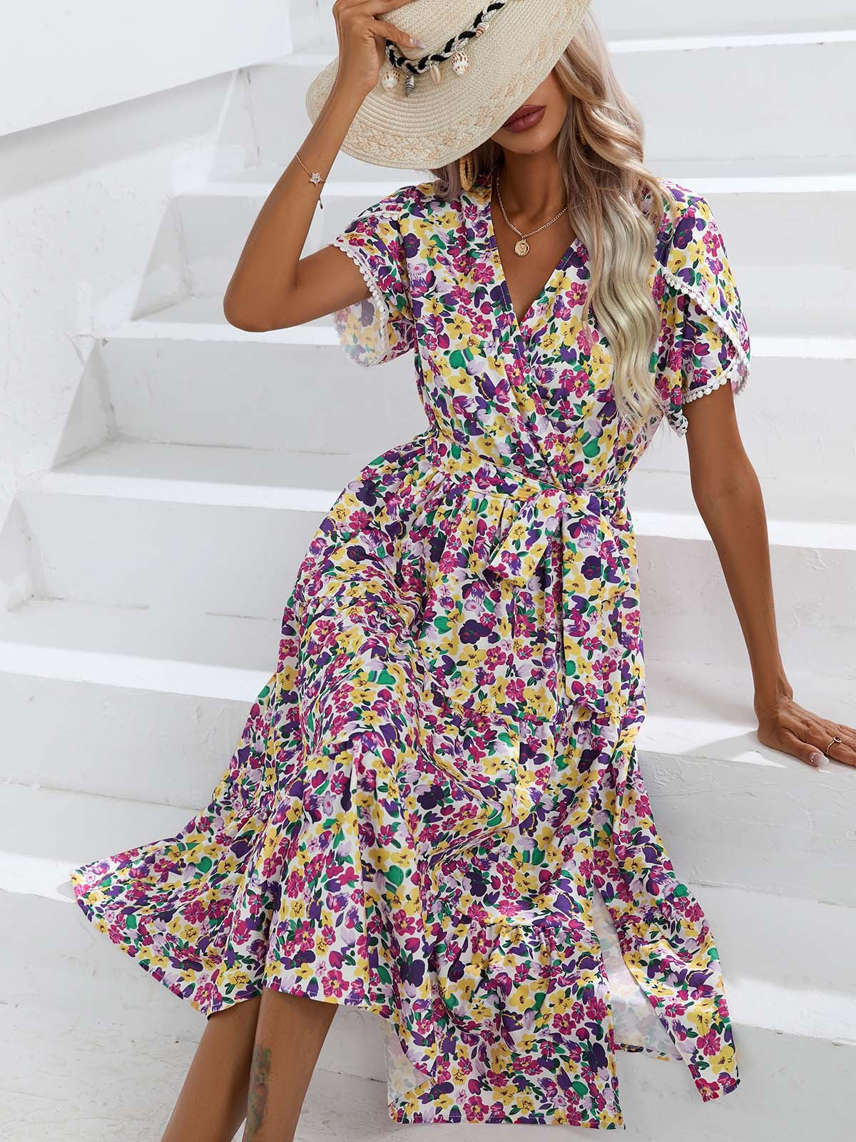 Women's Summer Floral V-Neck Split Hem Top