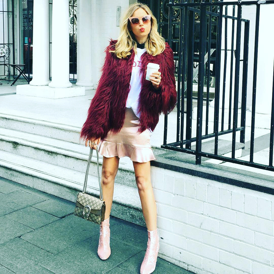 Women Long Sleeve V-Neck Faux Fur Jacket