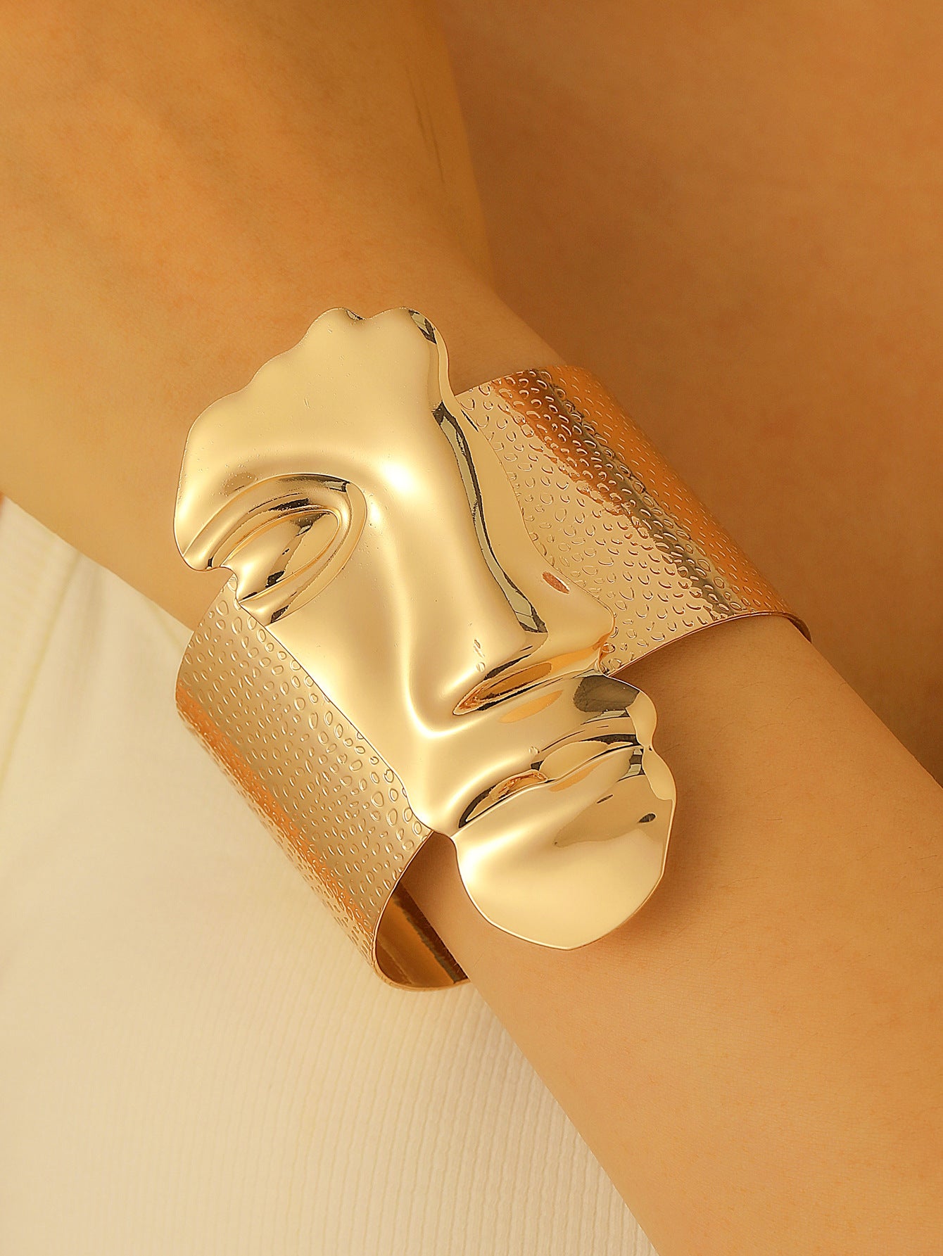 Dramatic Human Face Jewelry Set for Women