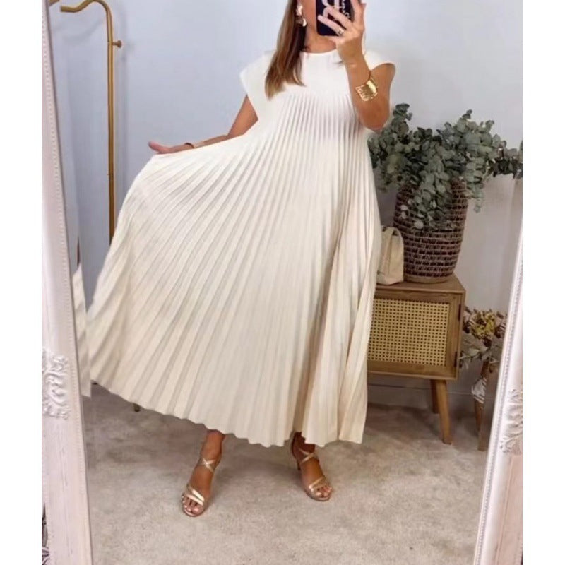 Elegant & Fashionable Round Neck Sleeveless Long Pleated Dress