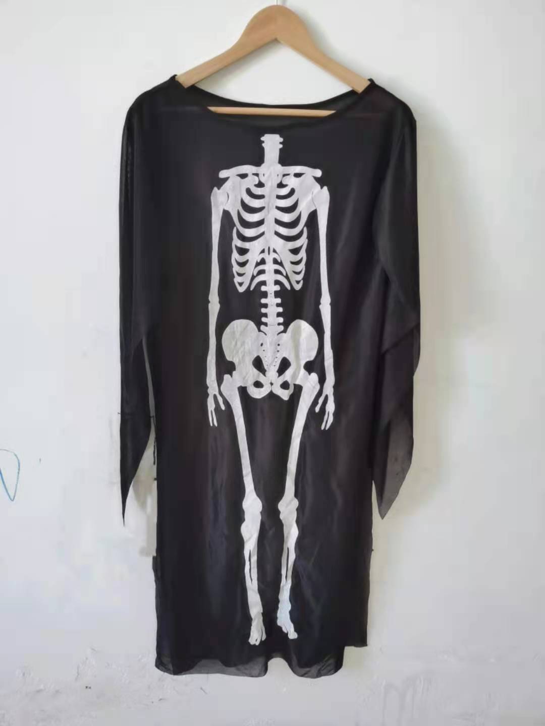 Halloween Costume: Skeleton Outfit with Gloves for Spooky Parties and Cosplay