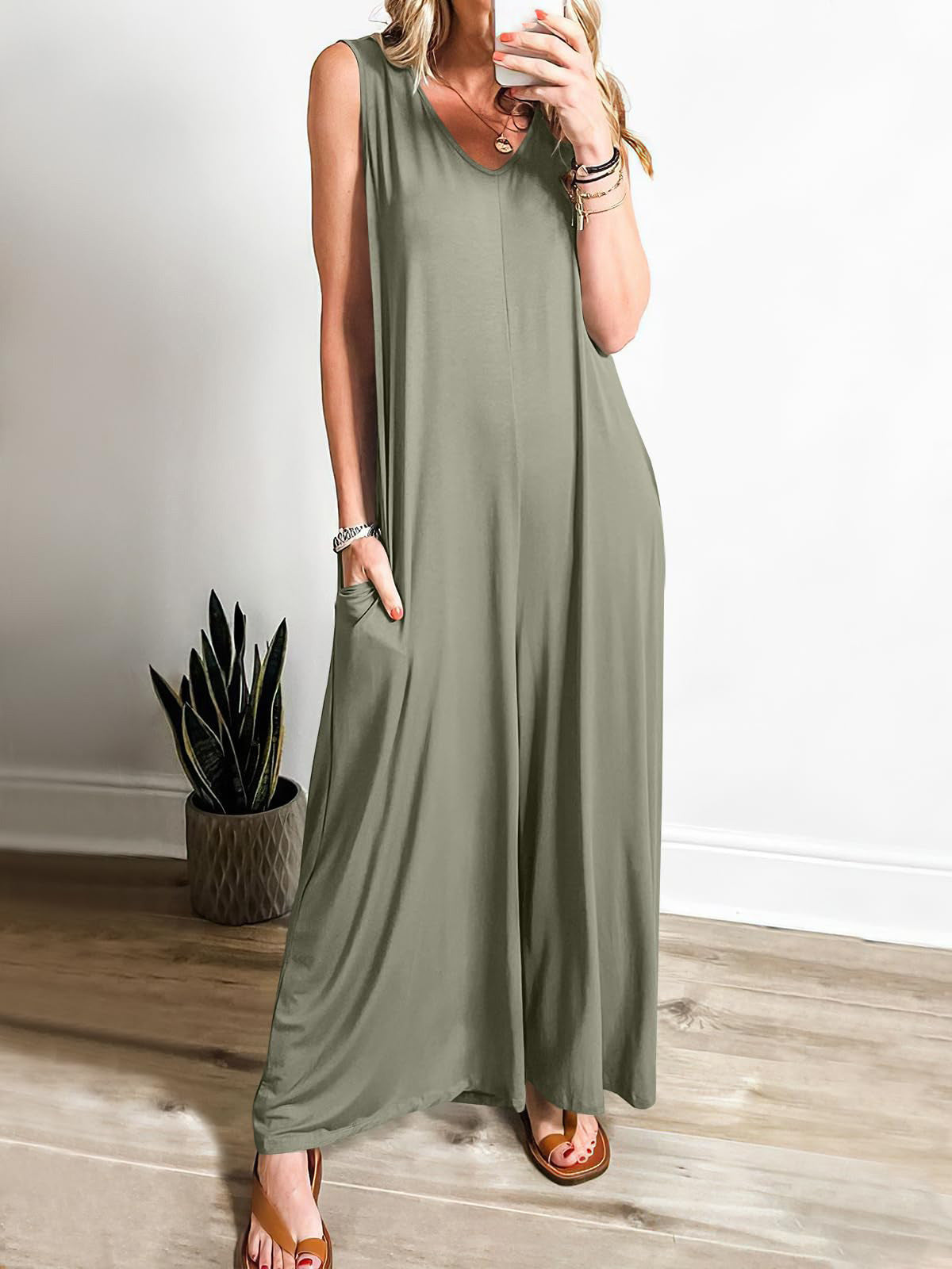 Women's Summer Casual Jumpsuit - Lightweight Pocket Romper