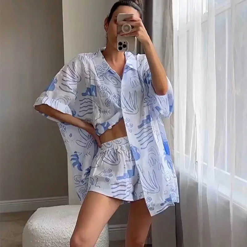 Women's 2-Piece Set – Lapel Short Sleeve Shirt & Shorts Outfit