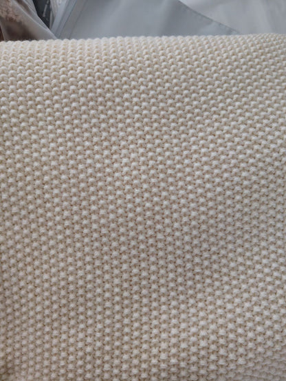 Knit Blanket – Cozy Office & Sofa Throw for AC Naps, Travel, and Home