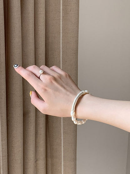 Baroque Pearl Silver Elastic Bracelet for Women