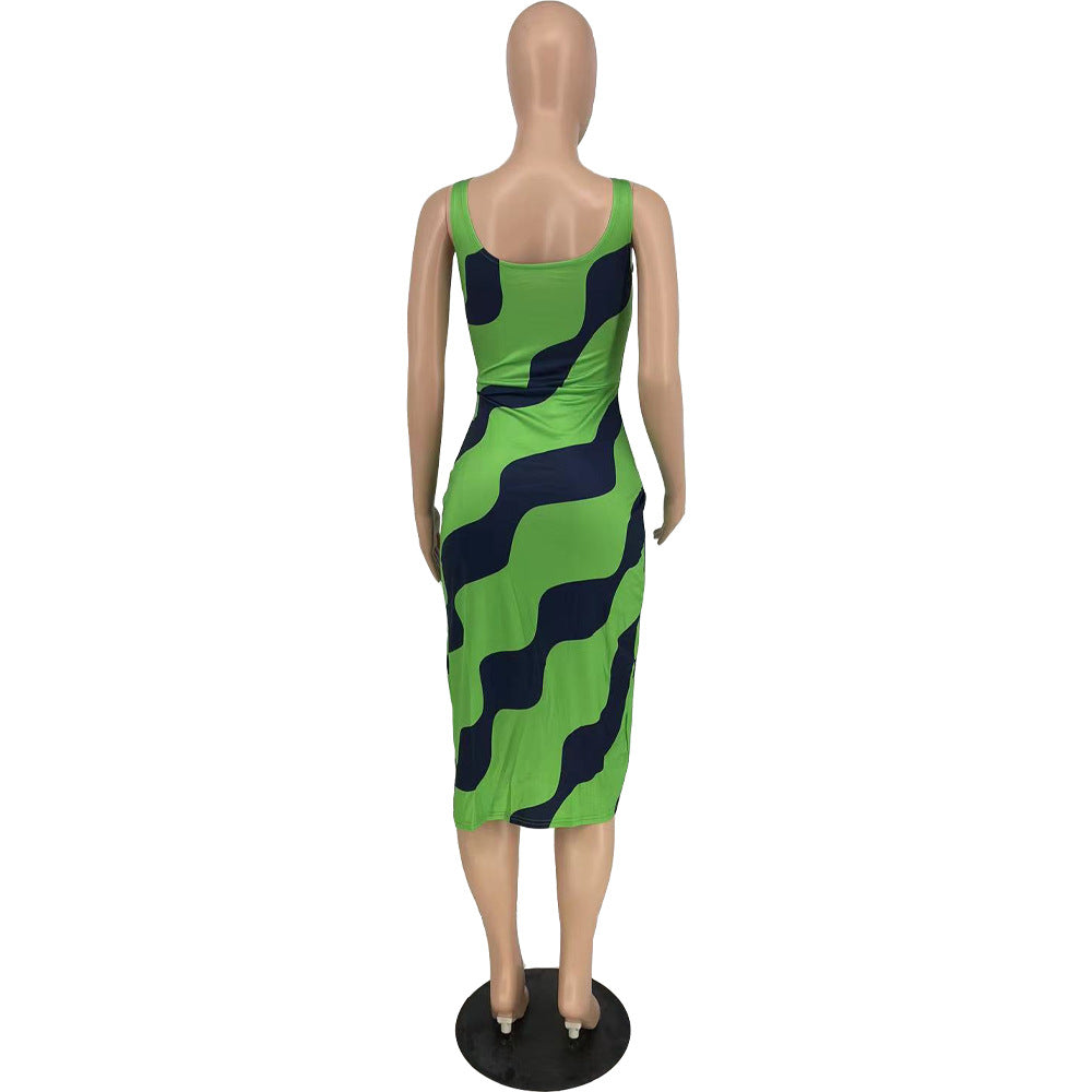 Sexy & Stylish High-Slit Print Dress – Women’s Fashion Dress with Side Slit