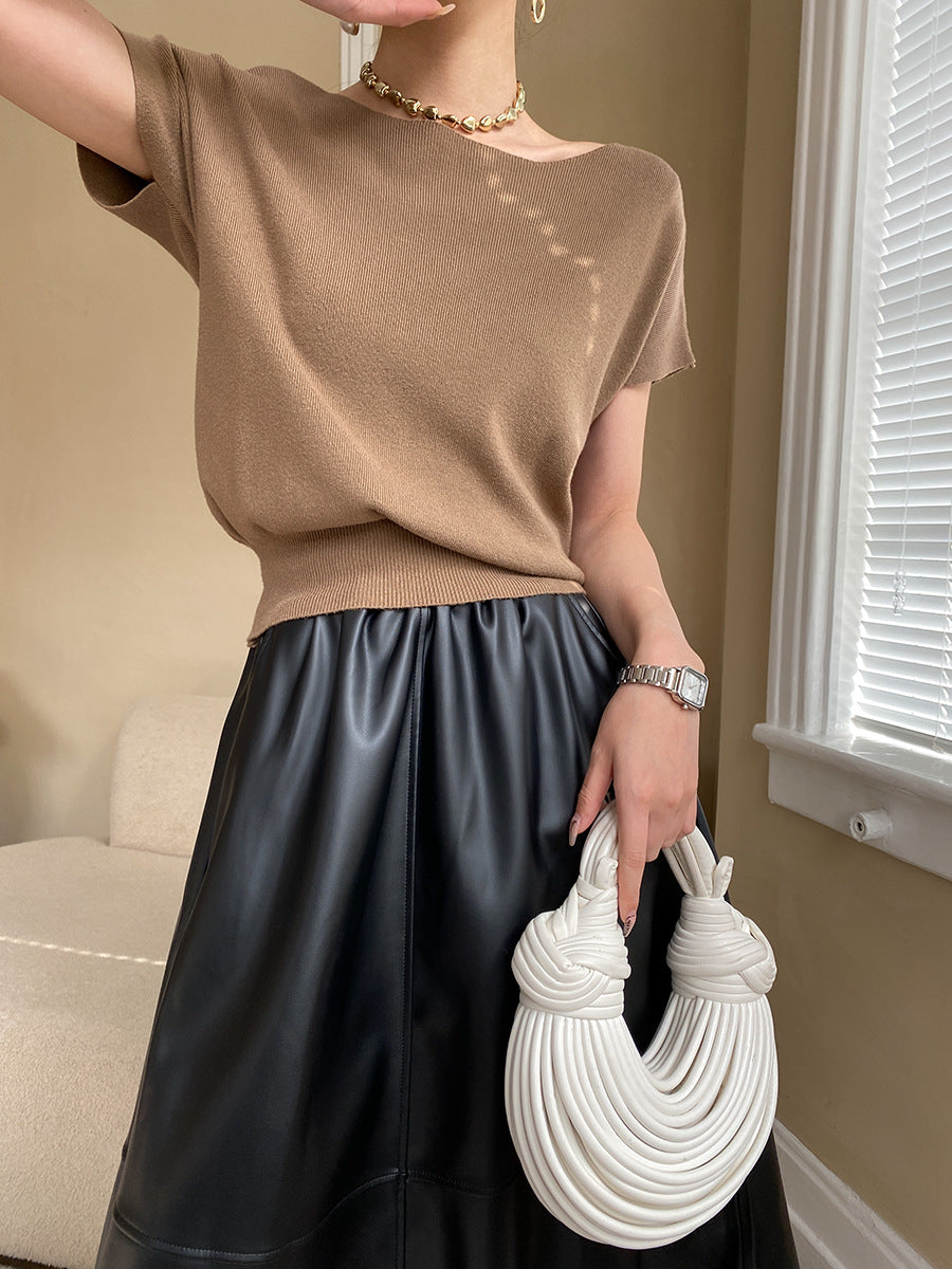 Women's Minimalist Short Sleeve Knit Top