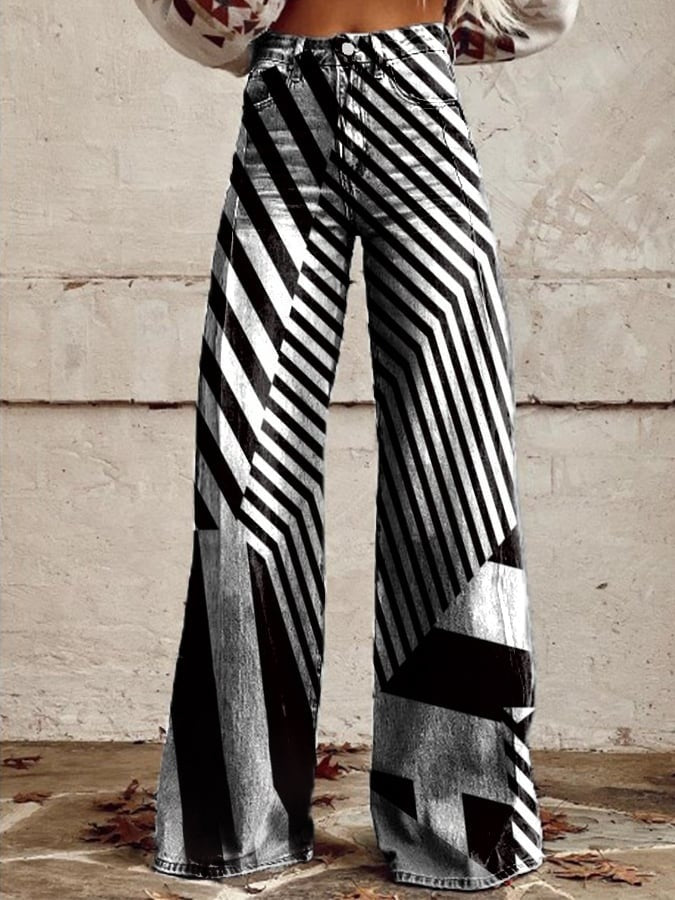 Plus Size Women's Flared Jeans