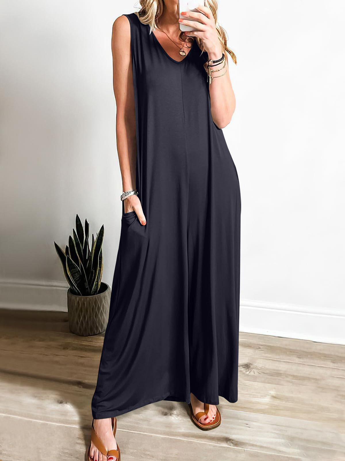 Women's Summer Casual Jumpsuit - Lightweight Pocket Romper