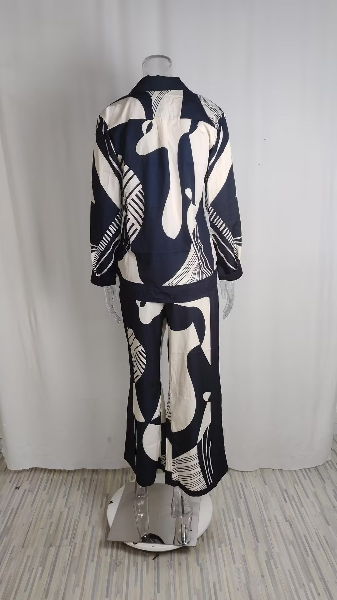 Printed Stand Collar Batwing Sleeve Loose Top with High-Waisted Wide-Leg Pant