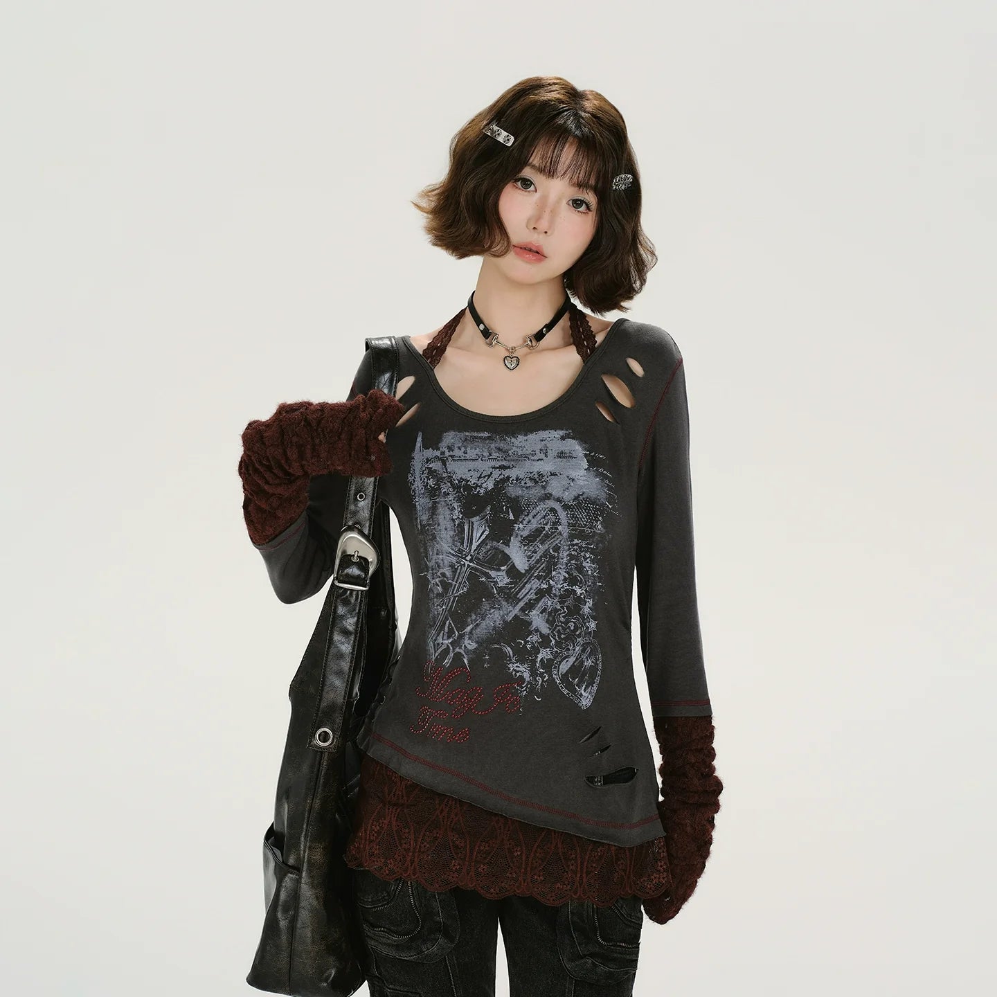 Girlyhalo Retro Patchwork Lace Distressed Long Sleeve T-Shirt