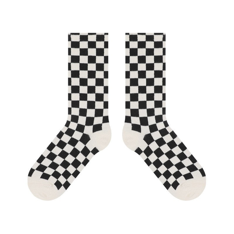 Checkerboard Diamond Pattern Mid-Calf Socks