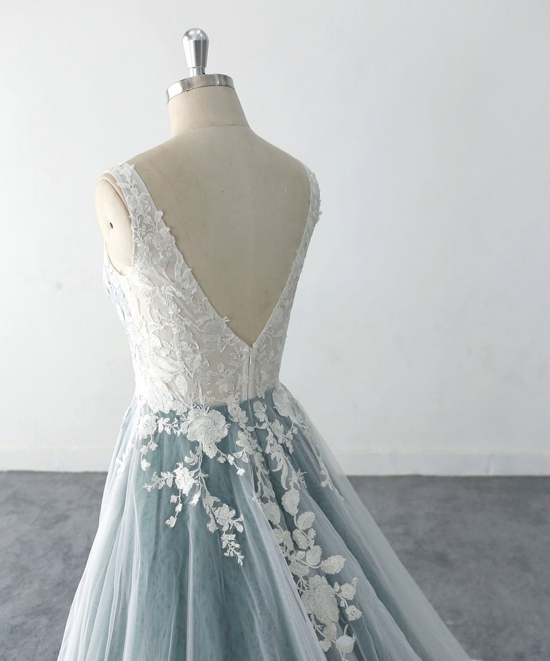 Ivory Lace Wedding Dress Dark Green Lined  Ball Gown Wedding Dresses