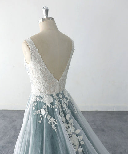 Ivory Lace Wedding Dress Dark Green Lined  Ball Gown Wedding Dresses