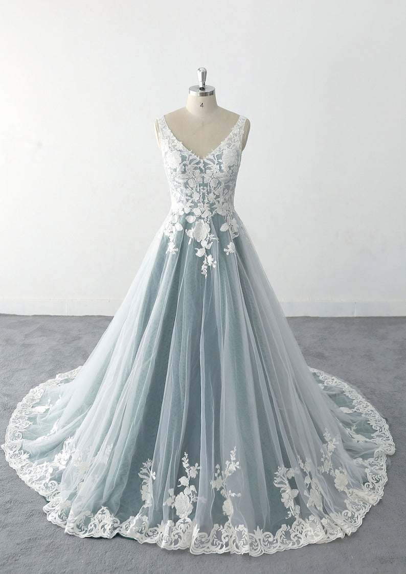 Ivory Lace Wedding Dress Dark Green Lined  Ball Gown Wedding Dresses