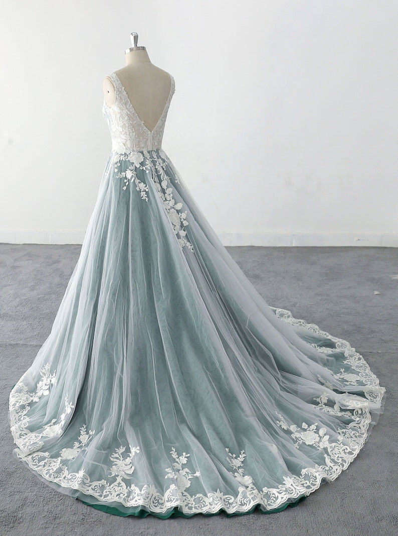 Ivory Lace Wedding Dress Dark Green Lined  Ball Gown Wedding Dresses